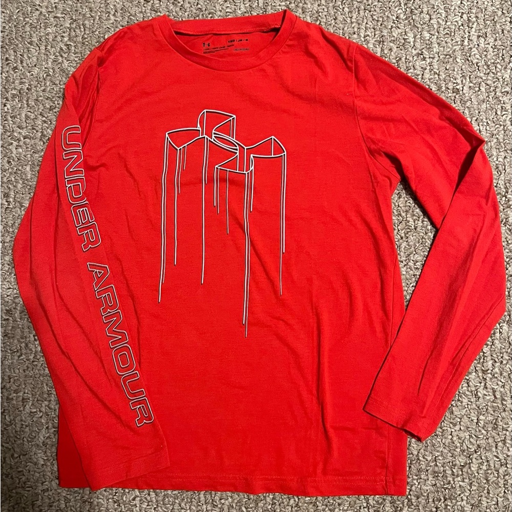 Boys’ UNDER ARMOUR Long Sleeve Shirt - Heatgear Size M